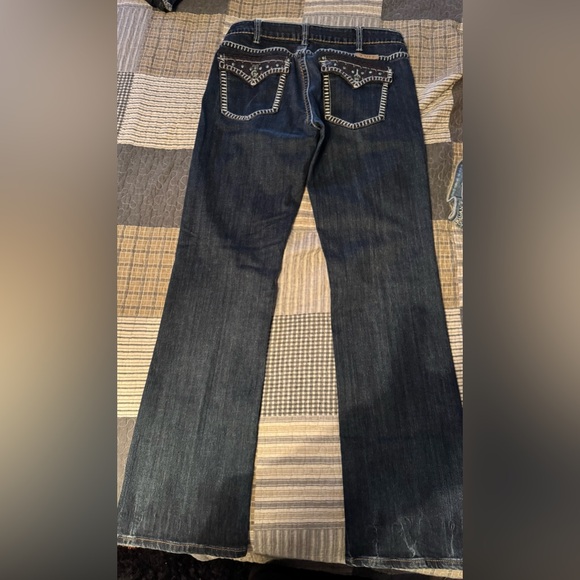 Cowgirl Tuff women’s jeans size 31/33 great condition - Picture 2 of 7